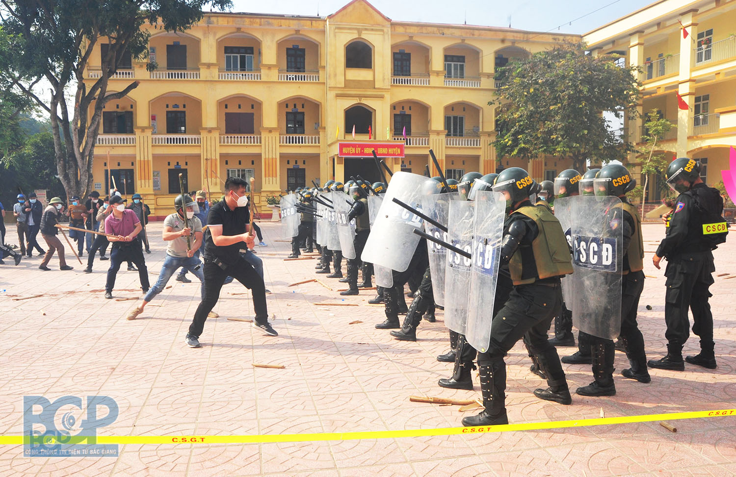 Bắc Giang: Diễn tập khu vực phòng thủ huyện Yên Thế