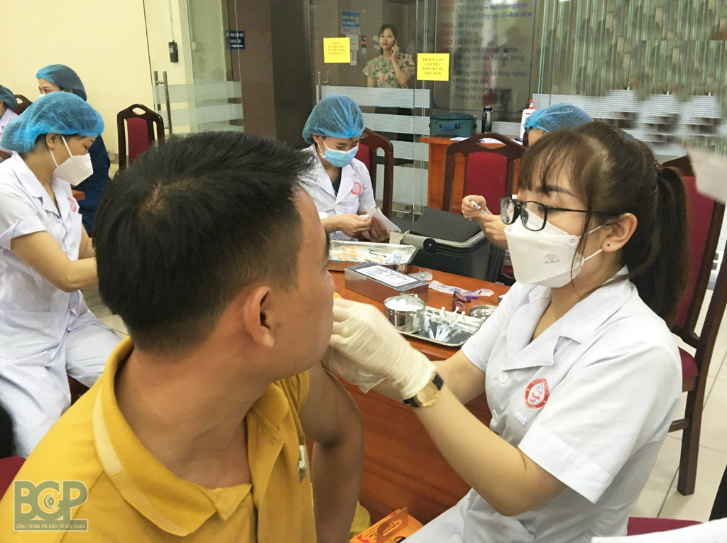 Bắc Giang: Gần 5,56 triệu liều vắc xin phòng Covid-19 đã được tiêm