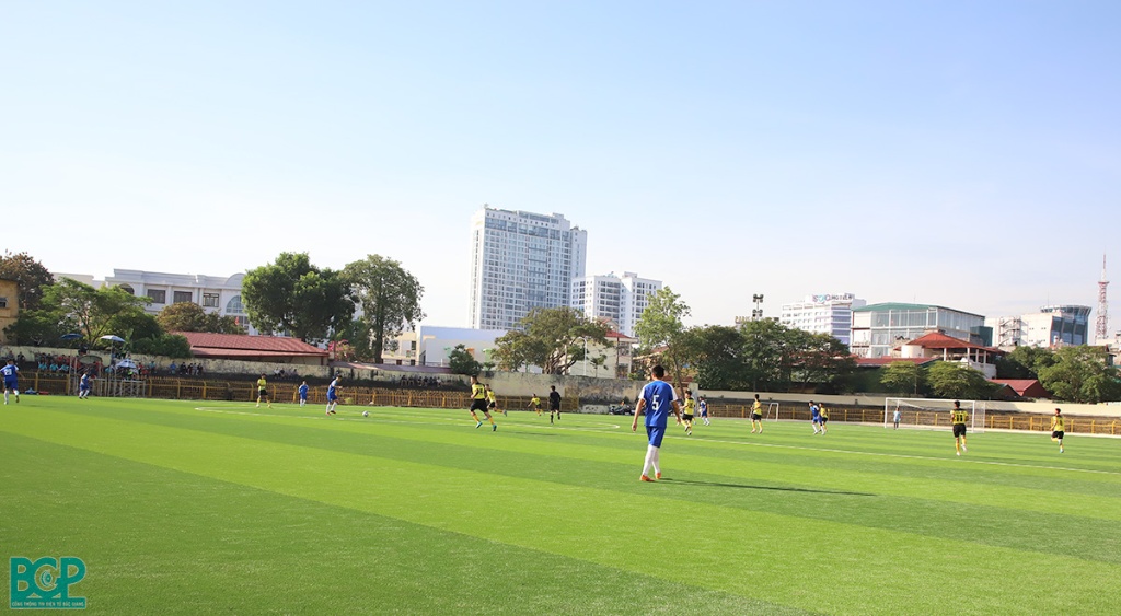 Sân vận động tỉnh Bắc Giang - Trung tâm đào tạo bóng đá trẻ Bắc Giang