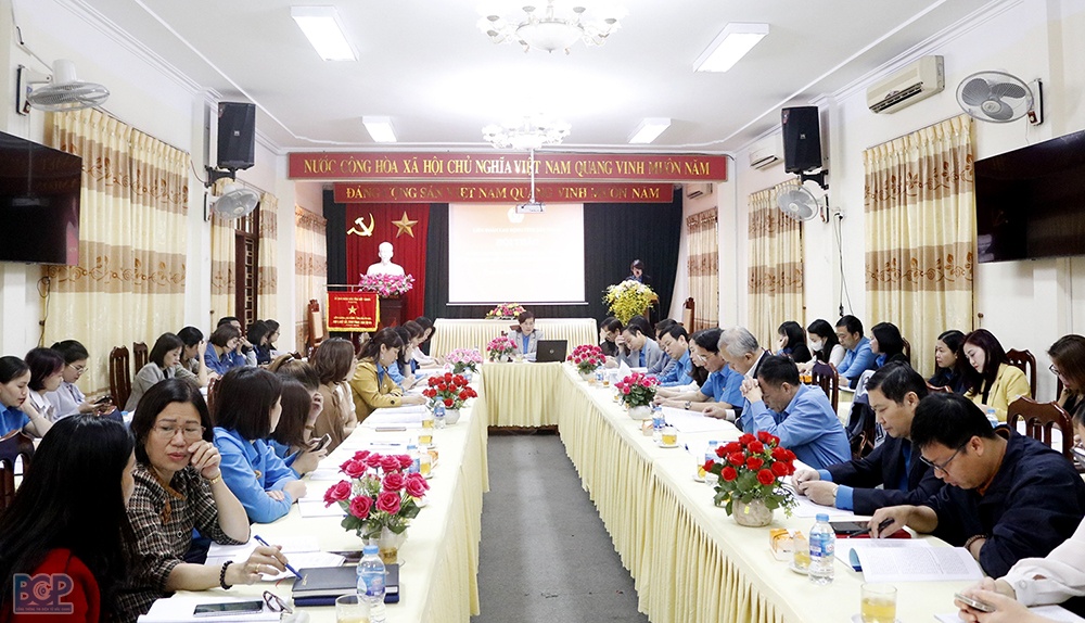 Bắc Giang: Quan tâm chăm lo chế độ, chính sách đối với nữ công nhân, viên chức, lao động