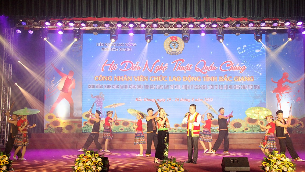 Hội diễn nghệ thuật quần chúng công nhân, viên chức, lao động tỉnh Bắc Giang