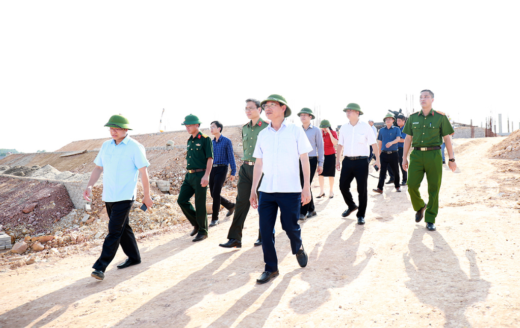 Chủ tịch UBND tỉnh Lê Ánh Dương kiểm tra tình hình phát triển kinh tế - xã hội tại huyện Việt Yên