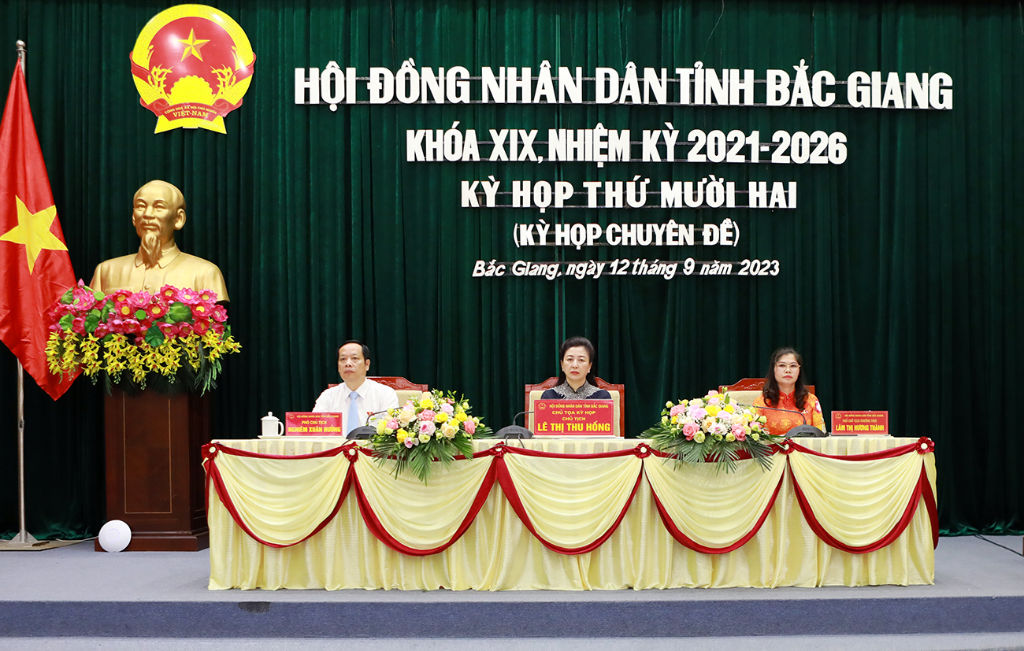 HĐND tỉnh Bắc Giang: Thông qua 2 nghị quyết về công tác cán bộ và 5 nghị quyết phát triển kinh tế - xã hội