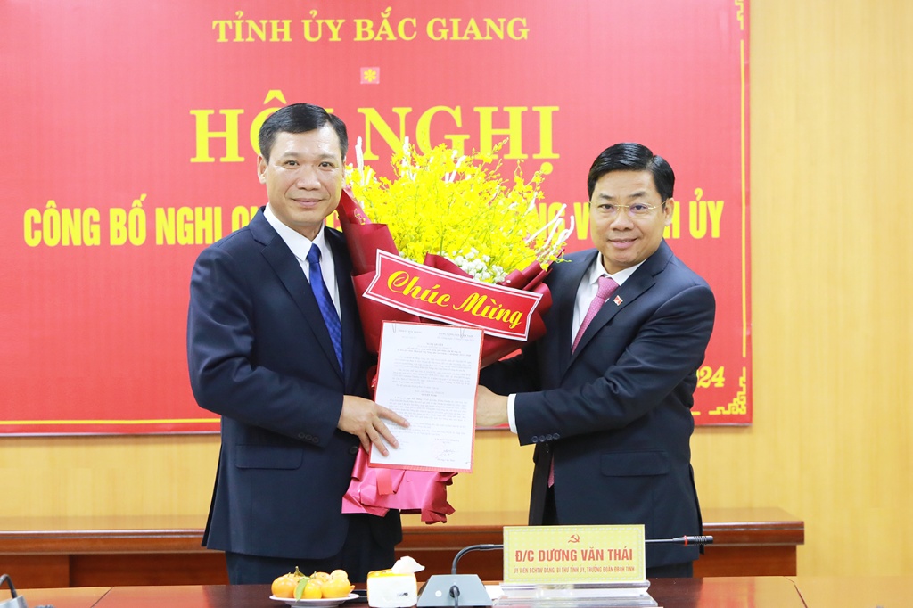 Đồng chí Ngô Tiến Dũng giữ chức Chủ tịch Hội Nông dân tỉnh Bắc Giang