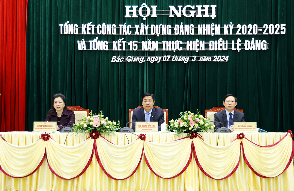 Bắc Giang: Tổng kết công tác xây dựng Đảng nhiệm kỳ 2020-2025 và 15 năm thực hiện Điều lệ Đảng