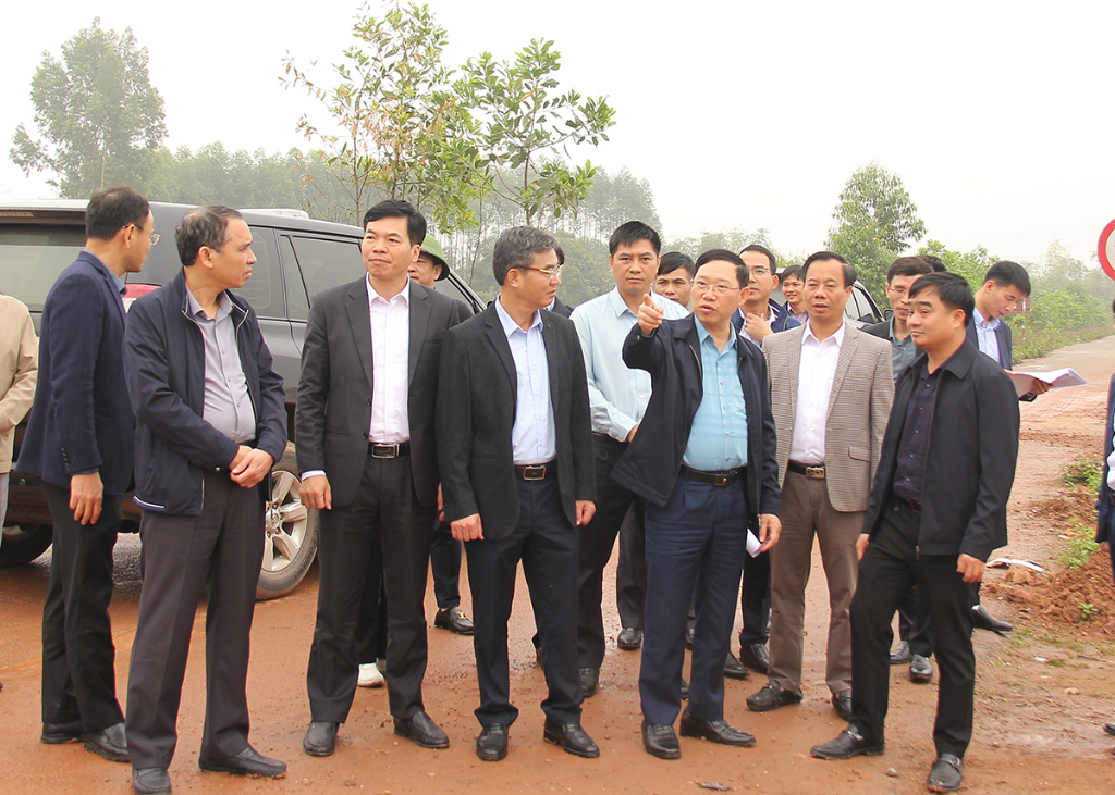 Chủ tịch UBND tỉnh Lê Ánh Dương kiểm tra tiến độ dự án giao thông