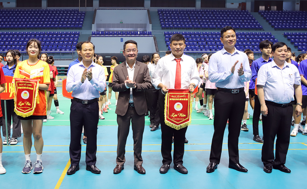 Khai mạc Giải vô địch Cầu mây quốc gia năm 2024 tại Bắc Giang