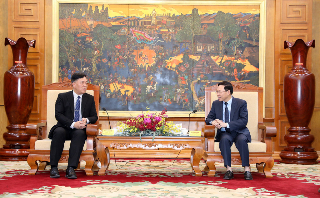 Chủ tịch UBND tỉnh Lê Ánh Dương tiếp xã giao Tham tán Công sứ Đại sứ quán Trung Quốc tại Việt Nam