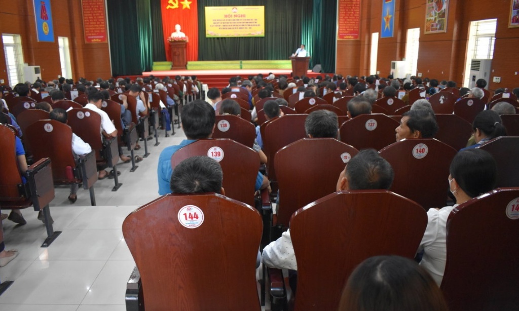MTTQ huyện tổ chức Hội nghị tập huấn tuyên truyền sáp nhập đơn vị...|https://www.bacgiang.gov.vn/web/ubnd-xa-phuc-hoa/chi-tiet-tin-tuc/-/asset_publisher/Enp27vgshTez/content/mttq-huyen-to-chuc-hoi-nghi-tap-huan-tuyen-truyen-sap-nhap-on-vi-hanh-chinh-cap-huyen-cap-xa-giai-oan-2023-2030/22783