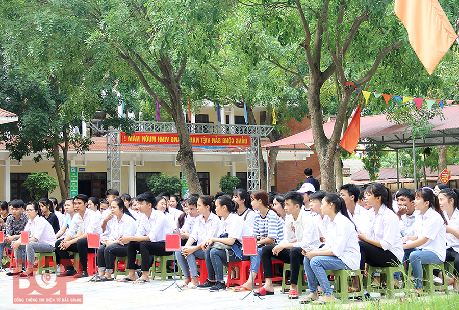 Trường Trung cấp Y tế Bắc Giang thông báo tuyển sinh năm 2020
