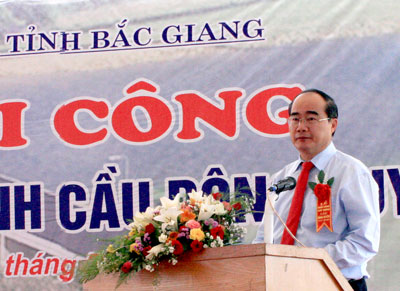 Phó Thủ tướng Nguyễn Thiện Nhân phát biểu tại buổi lễ