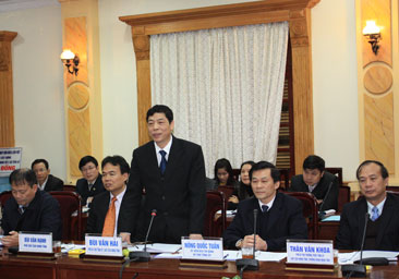 Đồng chí Bùi Văn Hải - Chủ tịch UBND tỉnh Bắc Giang phát biểu tại buổi làm việc