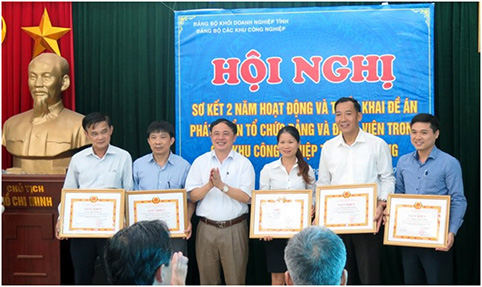 Đẩy mạnh phát triển tổ chức Đảng và đảng viên trong các khu công nghiệp tỉnh Bắc Giang