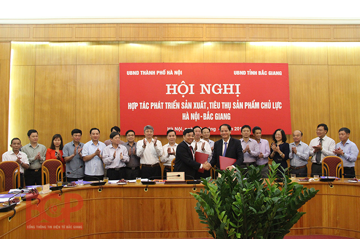 Hà Nội – Bắc Giang: Hợp tác phát triển sản xuất, tiêu thụ sản phẩm chủ lực