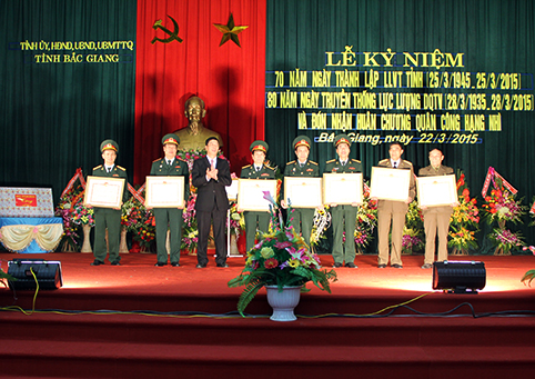 Bắc Giang: Long trọng kỷ niệm 70 năm ngày thành lập lực lượng vũ trang tỉnh