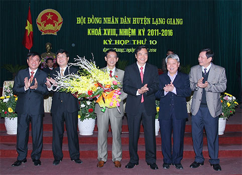 HĐND huyện Lạng Giang khóa XVIII, nhiệm kỳ 2011-2016 đã tổ chức Kỳ họp lần thứ 10