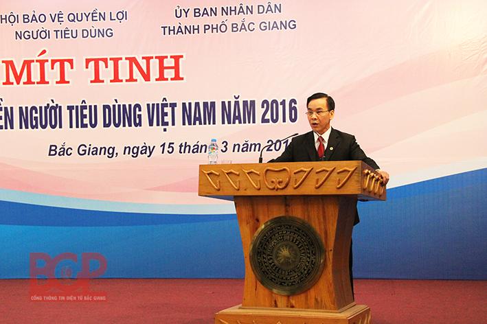 Bắc Giang: Mít tinh hưởng ứng Ngày quyền của người tiêu dùng Việt Nam 
