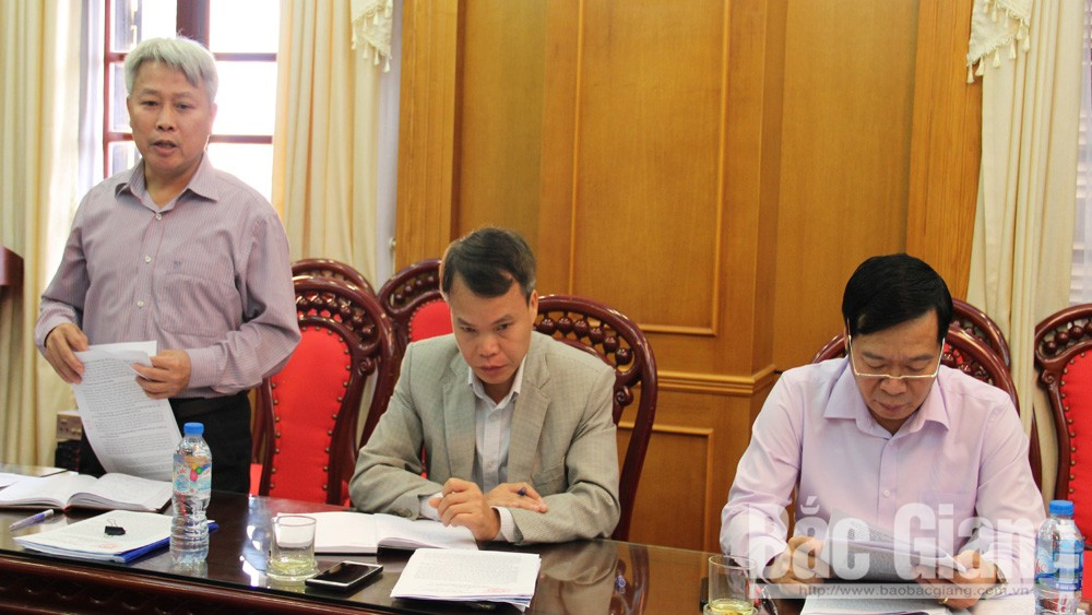 Ban Pháp chế thẩm tra các báo cáo trình kỳ họp thứ 6, HĐND tỉnh