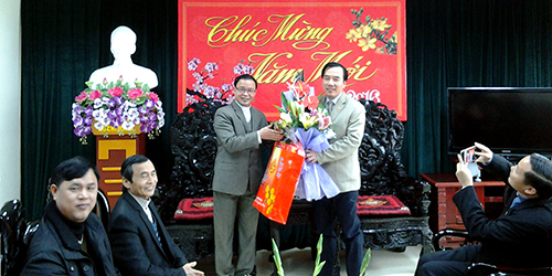 Các vị chức sắc tôn giáo thăm, chúc tết Ủy ban MTTQ tỉnh Bắc Giang