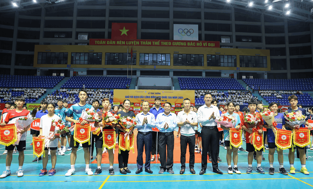Khai mạc Giải vô địch cầu lông đồng đội quốc gia tại Bắc Giang