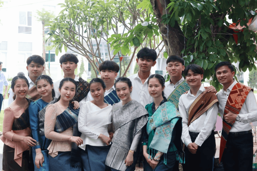 Tuyển sinh 60 suất học bổng du học tại Lào